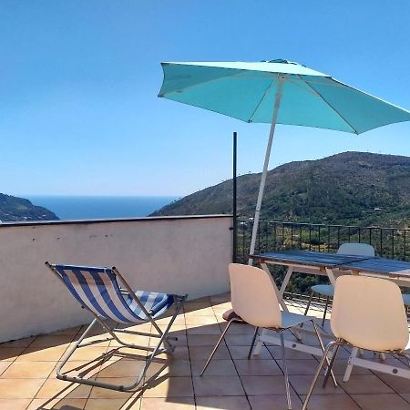 Trilocale In Dimora Tipica Apartman Montale  Kültér fotó