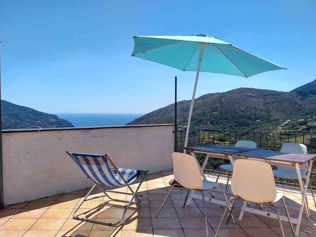 Trilocale In Dimora Tipica Apartman Montale  Kültér fotó
