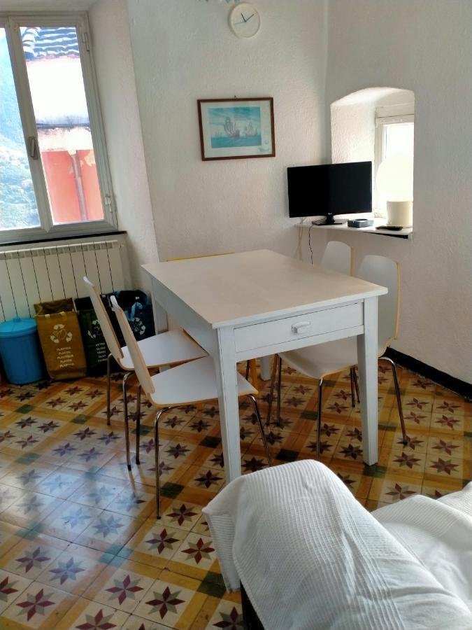 Trilocale In Dimora Tipica Apartman Montale  Kültér fotó